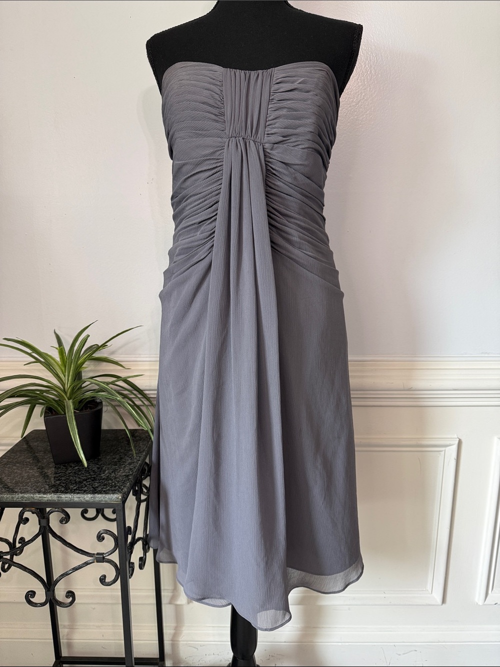 ❤️ Vineyard Collection Strapless Grey Crepe Ruched Flowy Cocktail Dress 12